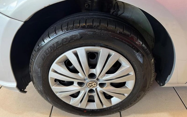 imagem-https://www.socarrao.com.br/sc-vehicle-images-prod/3094764/1789642968243-8358240_17_B_f4af149925.jpeg