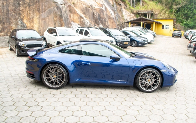 imagem-https://www.socarrao.com.br/sc-vehicle-images-prod/3094765/1788020630089-d4028f0455854d0aab3f83b33dd0aeb2_1788019426388.jpg