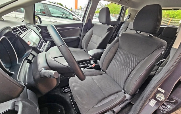 imagem-https://www.socarrao.com.br/sc-vehicle-images-prod/3094781/1788031739656-t05OkSyxqDsaFJcvXpprBXKhrn6CM4Yd.jpg