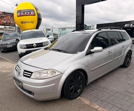 Renault Megane 2011 Prata — foto 1 de 3