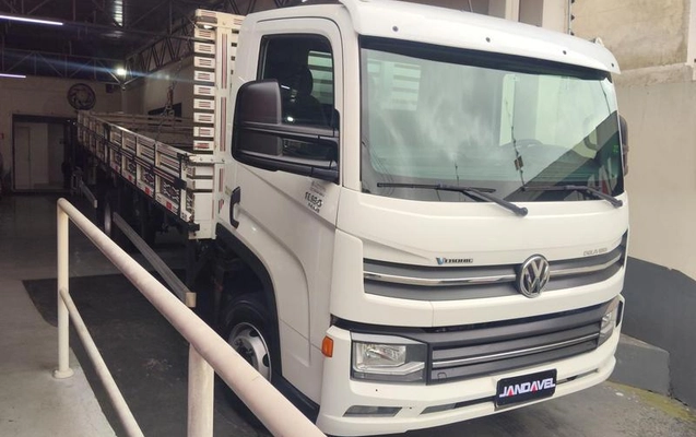 imagem-https://www.socarrao.com.br/sc-vehicle-images-prod/3094798/1786226868363-8360628_1_B_d43f2b9ed8.jpeg