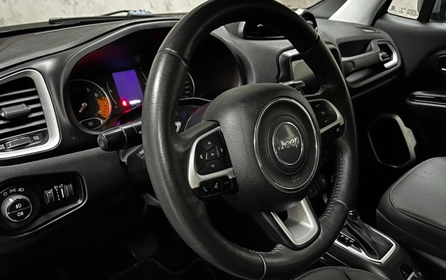imagem-https://www.socarrao.com.br/sc-vehicle-images-prod/3094822/1789472612550-f3daac6a-a472-4fef-bf75-1d5f3d76dd09.jpg