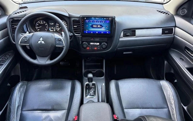 imagem-https://www.socarrao.com.br/sc-vehicle-images-prod/3094849/1790199551432-8356691_8_B_4fdd1167d8.jpeg