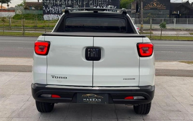 imagem-https://www.socarrao.com.br/sc-vehicle-images-prod/3094852/1790001802453-8360561_4_B_3a10aaecef.jpeg