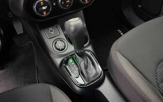 imagem-https://www.socarrao.com.br/sc-vehicle-images-prod/3094852/1790001802476-8360561_16_B_15fbe9815f.jpeg
