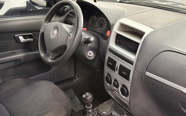 imagem-https://www.socarrao.com.br/sc-vehicle-images-prod/3094861/1786136450423-vehicle_image_1786136359_3fea74cadd1ebeef8405c30a7010624f.jpeg