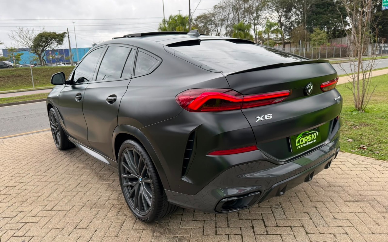 imagem-https://www.socarrao.com.br/sc-vehicle-images-prod/3094864/1786136534790-ZDMzZDlkN2QtNzM1Ni00MGQxLWI3N2ItY2EzZTg1ZTA2ZjE0LmpwZWc.jpeg