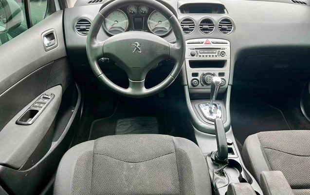 imagem-https://www.socarrao.com.br/sc-vehicle-images-prod/3094870/1788181298969-6900258_13_B_9ed37876a9.jpeg