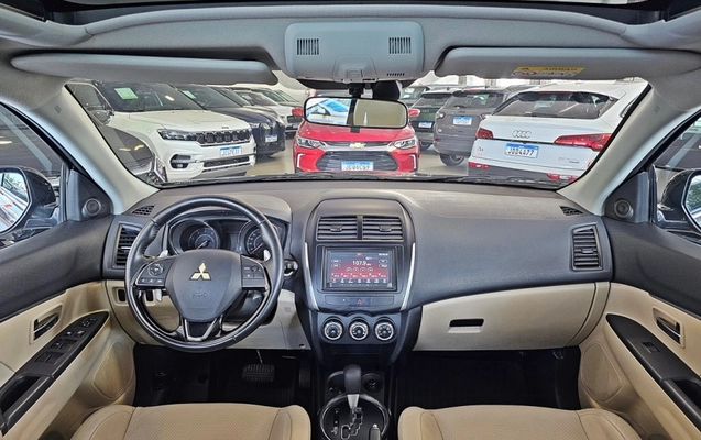 imagem-https://www.socarrao.com.br/sc-vehicle-images-prod/3094885/1789239816449-pyC9bH93rkr3EVtbnZVOR6BC0K1qaC8t.jpg