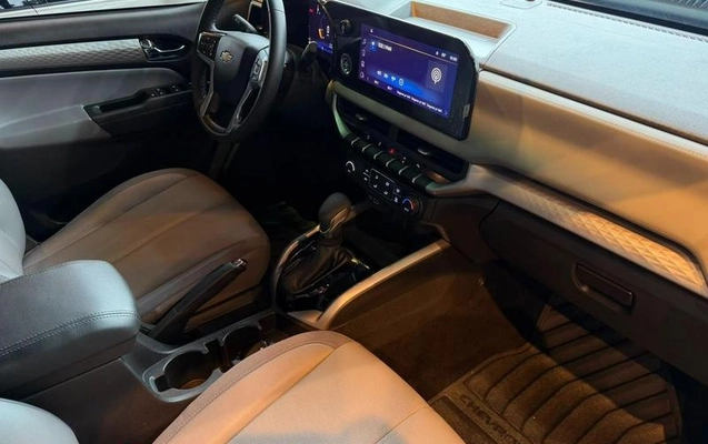 imagem-https://www.socarrao.com.br/sc-vehicle-images-prod/3094919/1787067517615-8360873_13_B_c991a6ba9a.jpeg