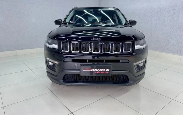 imagem-https://www.socarrao.com.br/sc-vehicle-images-prod/3094921/1789420493940-6910903_3_B_f42be54e69.jpeg