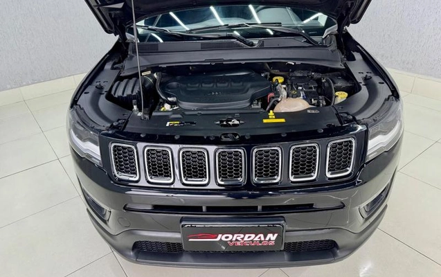 imagem-https://www.socarrao.com.br/sc-vehicle-images-prod/3094921/1789420493942-6910903_4_B_72c2fc2cdc.jpeg