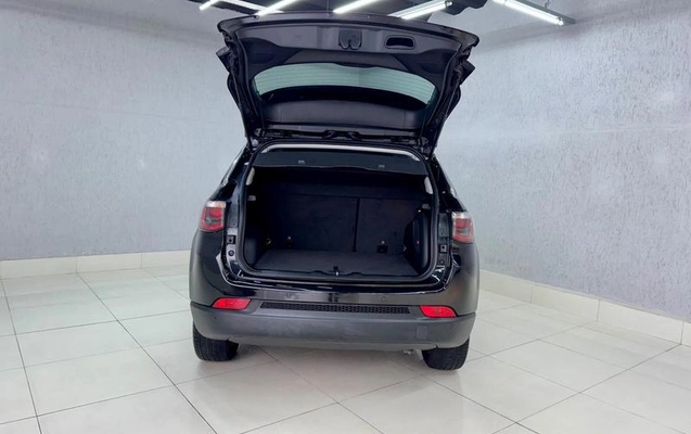 imagem-https://www.socarrao.com.br/sc-vehicle-images-prod/3094921/1789420493948-6910903_10_B_f881cd65ed.jpeg