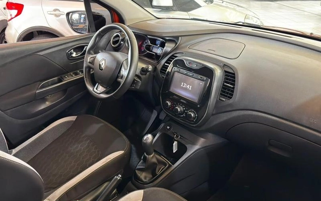 imagem-https://www.socarrao.com.br/sc-vehicle-images-prod/3094930/1787590407896-8360905_2_B_5aef963c5b.jpeg
