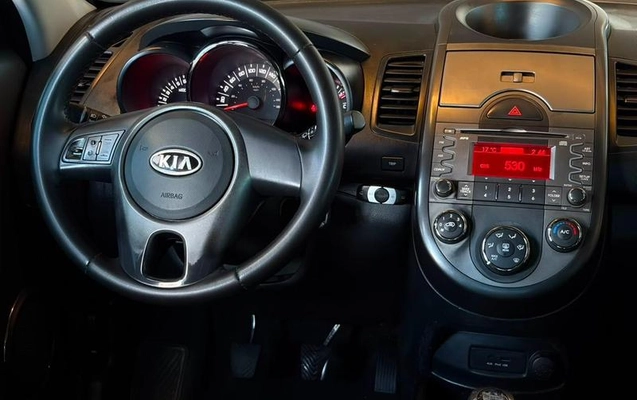 imagem-https://www.socarrao.com.br/sc-vehicle-images-prod/3094936/1788399692924-8343125_7_B_83b8b14594.jpeg