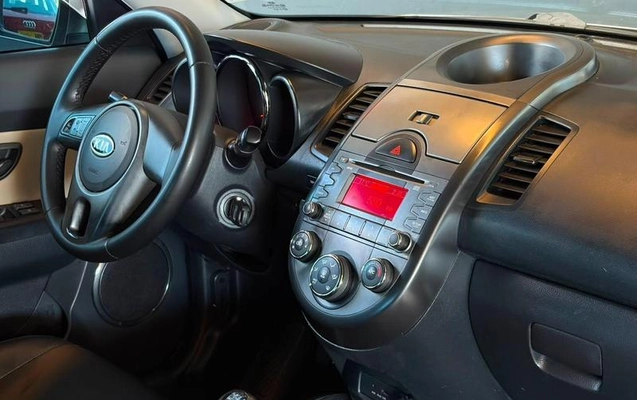 imagem-https://www.socarrao.com.br/sc-vehicle-images-prod/3094936/1788399692936-8343125_11_B_7ba939b230.jpeg