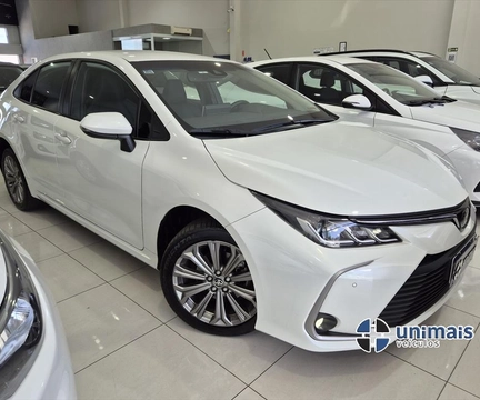 Toyota Corolla 2023 Branco — foto 1 de 3