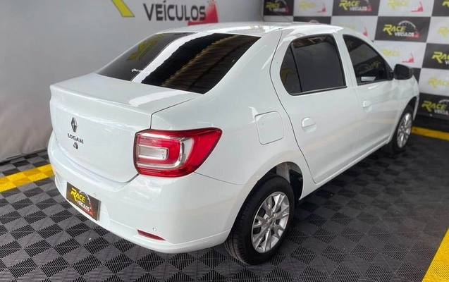 imagem-https://www.socarrao.com.br/sc-vehicle-images-prod/3096586/1789522279860-8360995_2_B_b874718273.jpeg