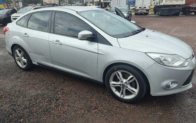 imagem-https://www.socarrao.com.br/sc-vehicle-images-prod/3096713/1786208483122-SU1HXzIwMjYwODA3XzE1MjMyNzMzNV9IRFIuanBn.jpg
