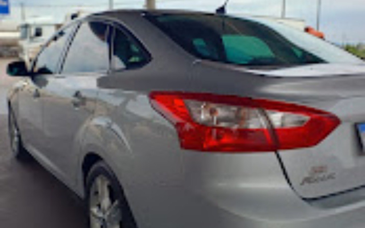 Ford Focus Sedan 2.0 16V 2.0 16V Flex 4P Aut. - foto 2