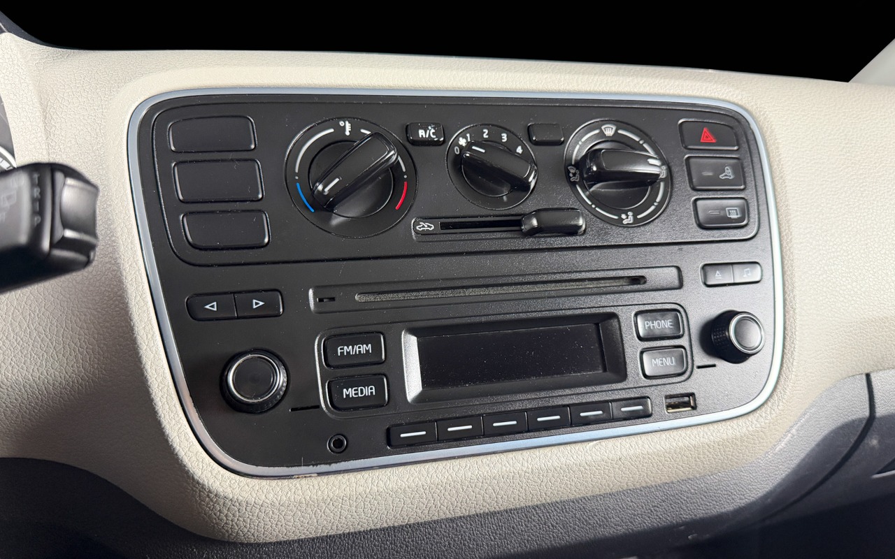 imagem-https://www.socarrao.com.br/sc-vehicle-images-prod/3097972/1786152342750-MDEzLmpwZw.jpg