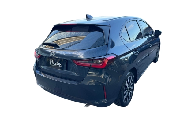 imagem-https://www.socarrao.com.br/sc-vehicle-images-prod/3104956/1789409831267-wu2zNstjz0qnJZsLWUdLZLVjbBHBWPcm.jpg