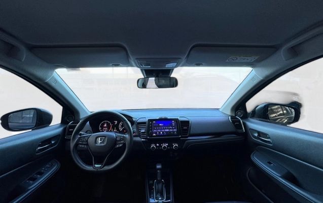 imagem-https://www.socarrao.com.br/sc-vehicle-images-prod/3104956/1789409831269-QJxAuZ9PyqPVTrGnHpozLOQJkQwLoTtz.jpg