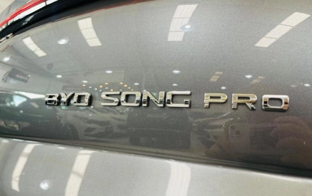 imagem-https://www.socarrao.com.br/sc-vehicle-images-prod/3104963/1792159912993-8358884_18_B_2b4cea55b8.jpeg