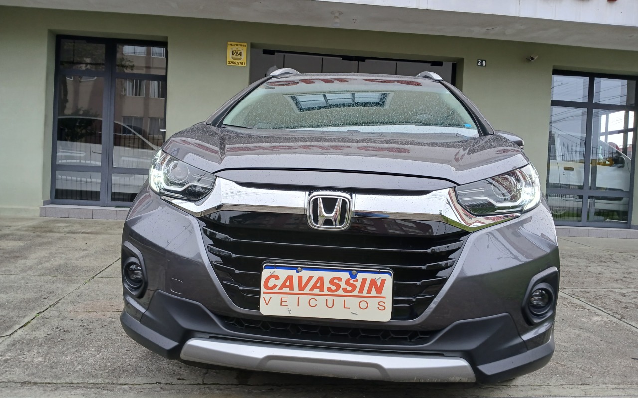 imagem-https://www.socarrao.com.br/sc-vehicle-images-prod/3104964/1786191589375-MTc4NjE5MTQxNTc0MTI1MzcyNDI3NTQwNTY5ODEwMzMuanBn.jpg