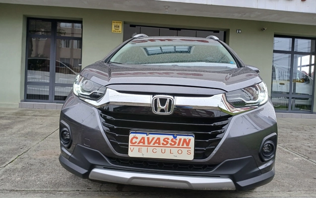 imagem-https://www.socarrao.com.br/sc-vehicle-images-prod/3104964/1786191589375-MTc4NjE5MTQxNTc0MTI1MzcyNDI3NTQwNTY5ODEwMzMuanBn.jpg