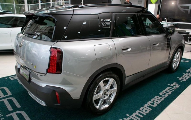 imagem-https://www.socarrao.com.br/sc-vehicle-images-prod/3105000/1788354512564-8361203_3_B_e27687e0e3.jpeg