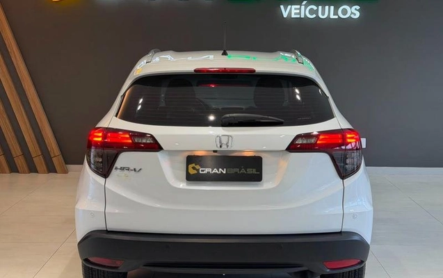 imagem-https://www.socarrao.com.br/sc-vehicle-images-prod/3105039/1788956208469-8361243_8_B_d784e13be9.jpeg