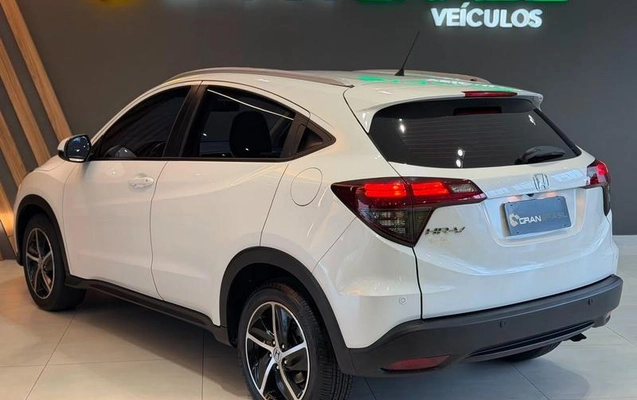 imagem-https://www.socarrao.com.br/sc-vehicle-images-prod/3105039/1788956208471-8361243_9_B_8c71762620.jpeg