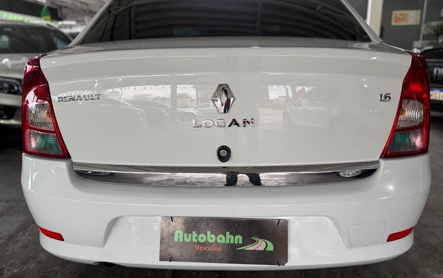 imagem-https://www.socarrao.com.br/sc-vehicle-images-prod/3105062/1786193842287-4dc27308-dd96-47c5-ac53-3ba22c41fb1f.jpg