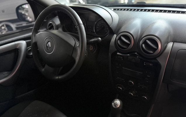 imagem-https://www.socarrao.com.br/sc-vehicle-images-prod/3105062/1786193842298-fe1901e2-264f-448d-ae18-9f6d981ad376.jpg