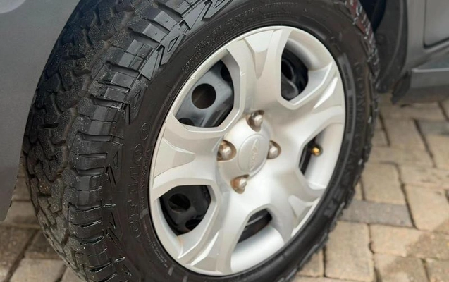 imagem-https://www.socarrao.com.br/sc-vehicle-images-prod/3105099/1790110099527-8358364_12_B_4daa51038e.jpeg