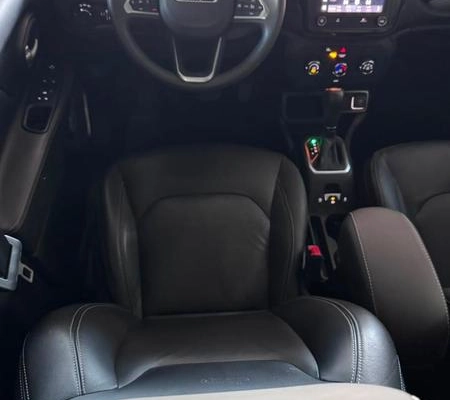 imagem-https://www.socarrao.com.br/sc-vehicle-images-prod/3105132/1786195266476-8355821_7_B_f3b63d6a2e.jpeg