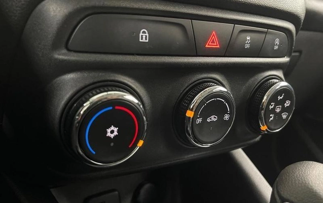 imagem-https://www.socarrao.com.br/sc-vehicle-images-prod/3105173/1787345154258-8357308_0_B_5ae058a12e.jpeg