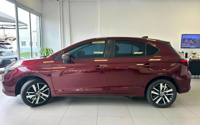 imagem-https://www.socarrao.com.br/sc-vehicle-images-prod/3105178/1786196242153-8361489_3_B_e55b438a29.jpeg