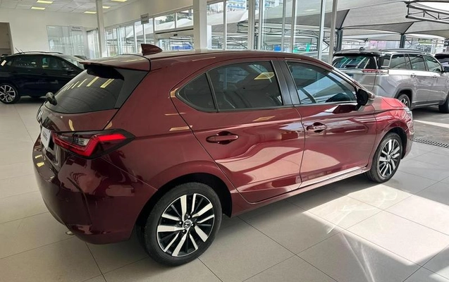 imagem-https://www.socarrao.com.br/sc-vehicle-images-prod/3105178/1786196242154-8361489_7_B_7eb6d2151a.jpeg