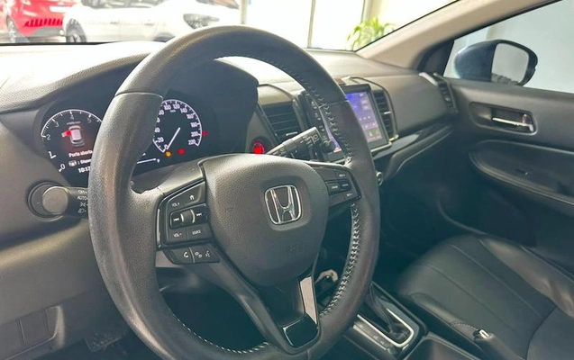 imagem-https://www.socarrao.com.br/sc-vehicle-images-prod/3105178/1786196242158-8361489_3_B_3ba4d1d8fd.jpeg