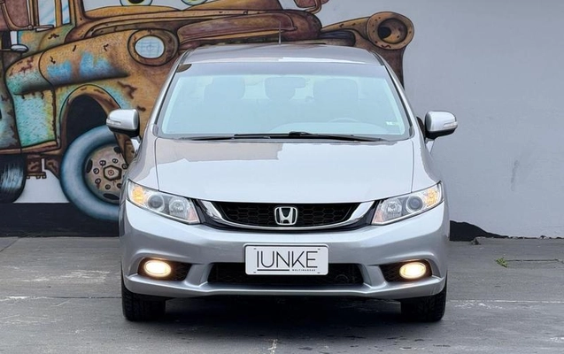 imagem-https://www.socarrao.com.br/sc-vehicle-images-prod/3105240/1788468840169-8361582_1_B_af6ecb4a3a.jpeg