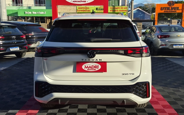 imagem-https://www.socarrao.com.br/sc-vehicle-images-prod/3105263/1788187903627-003_37184c1acdec85cd0ac00d42c44c763f.jpg