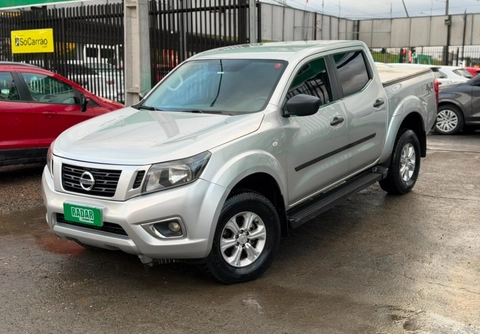 Nissan Frontier 2021 Prata — foto 1 de 3