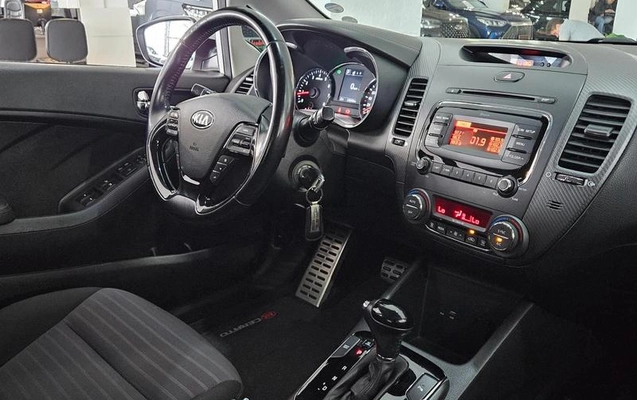imagem-https://www.socarrao.com.br/sc-vehicle-images-prod/3105273/1787583596071-8360052_17_B_1f61a1b312.jpeg