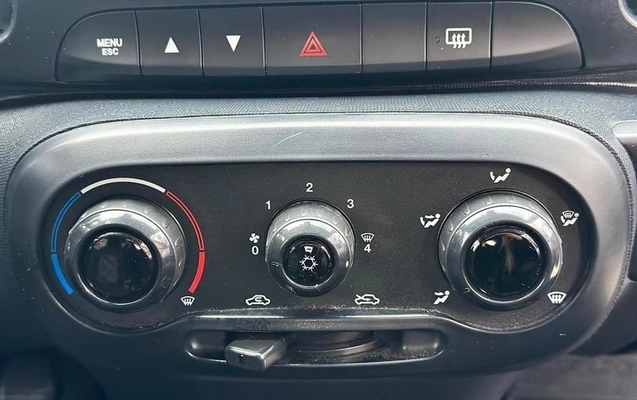 imagem-https://www.socarrao.com.br/sc-vehicle-images-prod/3105274/1786197933531-7519346_6_B_8b2160a256.jpeg
