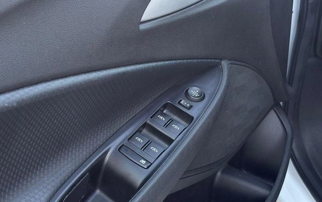 imagem-https://www.socarrao.com.br/sc-vehicle-images-prod/3105277/1786197936998-7978107_5_B_45b4d51b55.jpeg