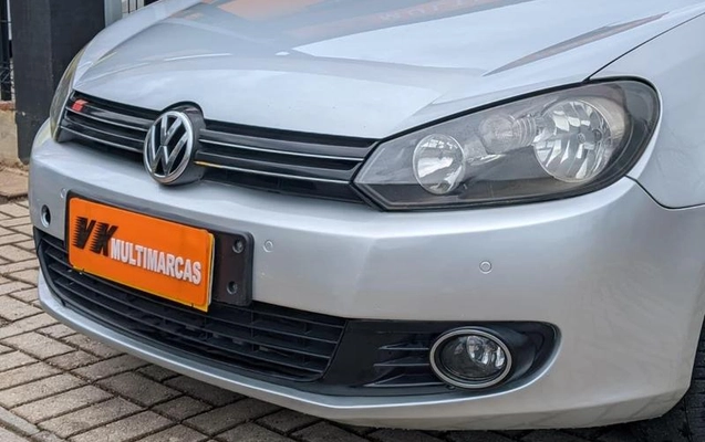 imagem-https://www.socarrao.com.br/sc-vehicle-images-prod/3105280/1786197941265-8030102_14_B_d786ec6db9.jpeg