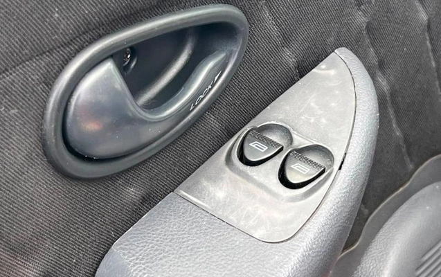 imagem-https://www.socarrao.com.br/sc-vehicle-images-prod/3105283/1786197944500-8145453_10_B_51ab15f6fb.jpeg