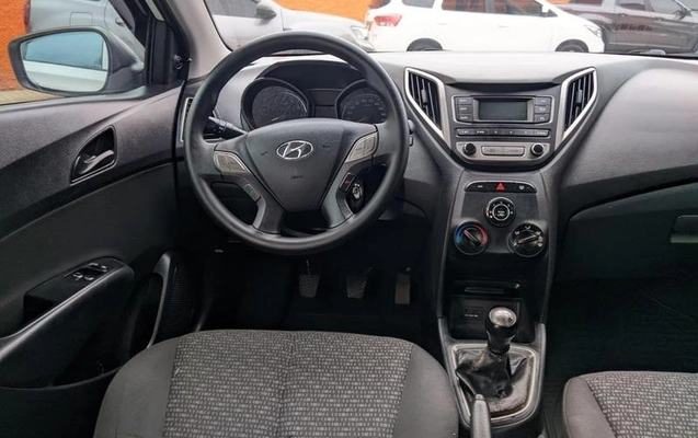 imagem-https://www.socarrao.com.br/sc-vehicle-images-prod/3105284/1786197945464-8167485_14_B_348170a4f6.jpeg